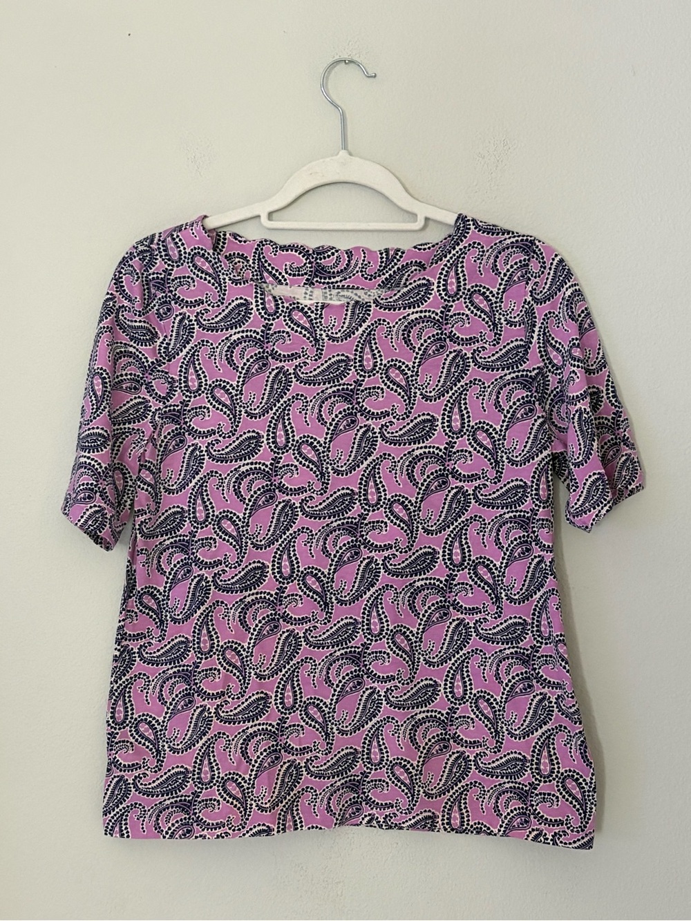 Talbots 100% Pima Cotton Scallop Neck Pink Navy Paisley Tee Size MP Casual